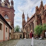 Yuliya, 54