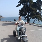 Artem, 46 (8 , 0 )